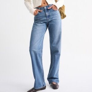 Abercrombie The Loose High Rise Jeans